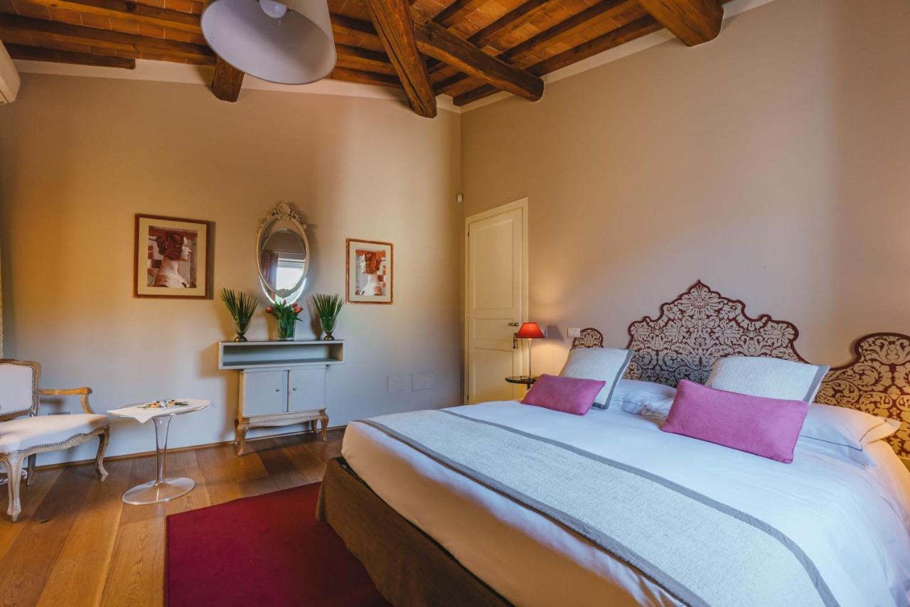 Duchess Boutique De Charme Bed & Breakfast Florence Ngoại thất bức ảnh