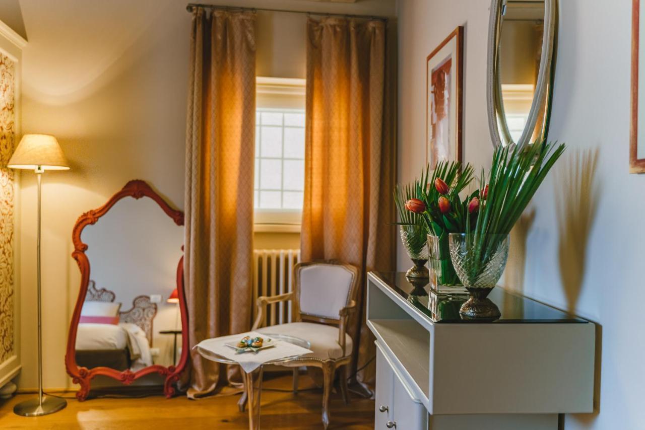 Duchess Boutique De Charme Bed & Breakfast Florence Ngoại thất bức ảnh